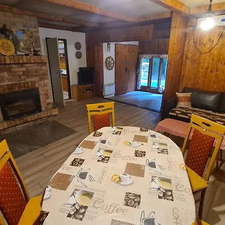 Alpesi faház Slovak Near Bratislava In The Heart Of The Carpathians Modor